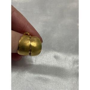 Crown Trifari Gold Pierced VTG Earrings